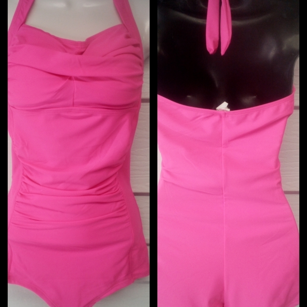Pink sexy swimsuit. - Picture 6 of 9